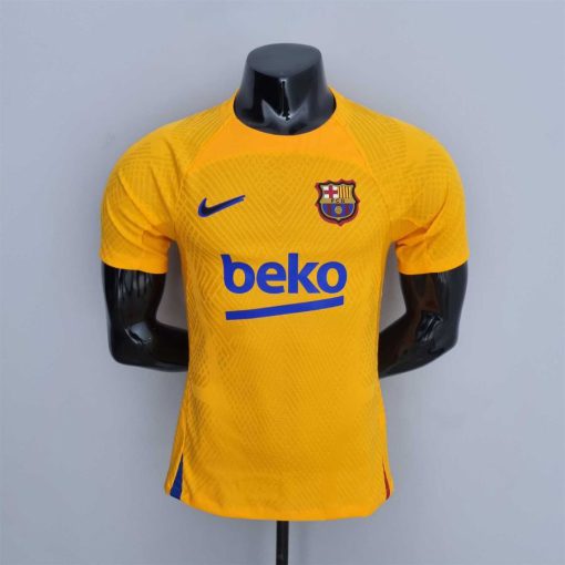 لباس تمرین بارسلونا نارنجی ۲۰۲۲ | بازیکن (پلیری)