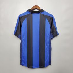 Alternative view of لباس کلاسیک اینترمیلان 2002-2001 کیت اول