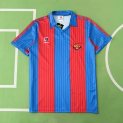 لباس کلاسیک بارسلونا 1992-1990 کیت اول