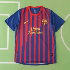 لباس کلاسیک بارسلونا 2012-2011 کیت اول