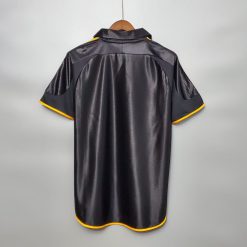 لباس کلاسیک رئال مادرید 2001-1999 کیت سوم