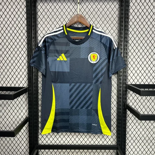 لباس اول اسکاتلند یورو 2024 ورژن هوادار
