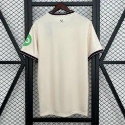 Alternative view of لباس دوم وستهام 2026-2025 | هوادار