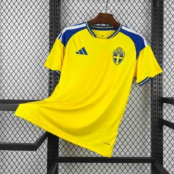 لباس اول سوئد جام جهانی 2026