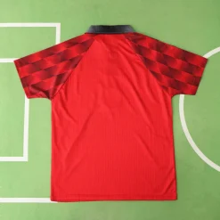 Alternative view of لباس کلاسیک منچستر یونایتد 1996/98